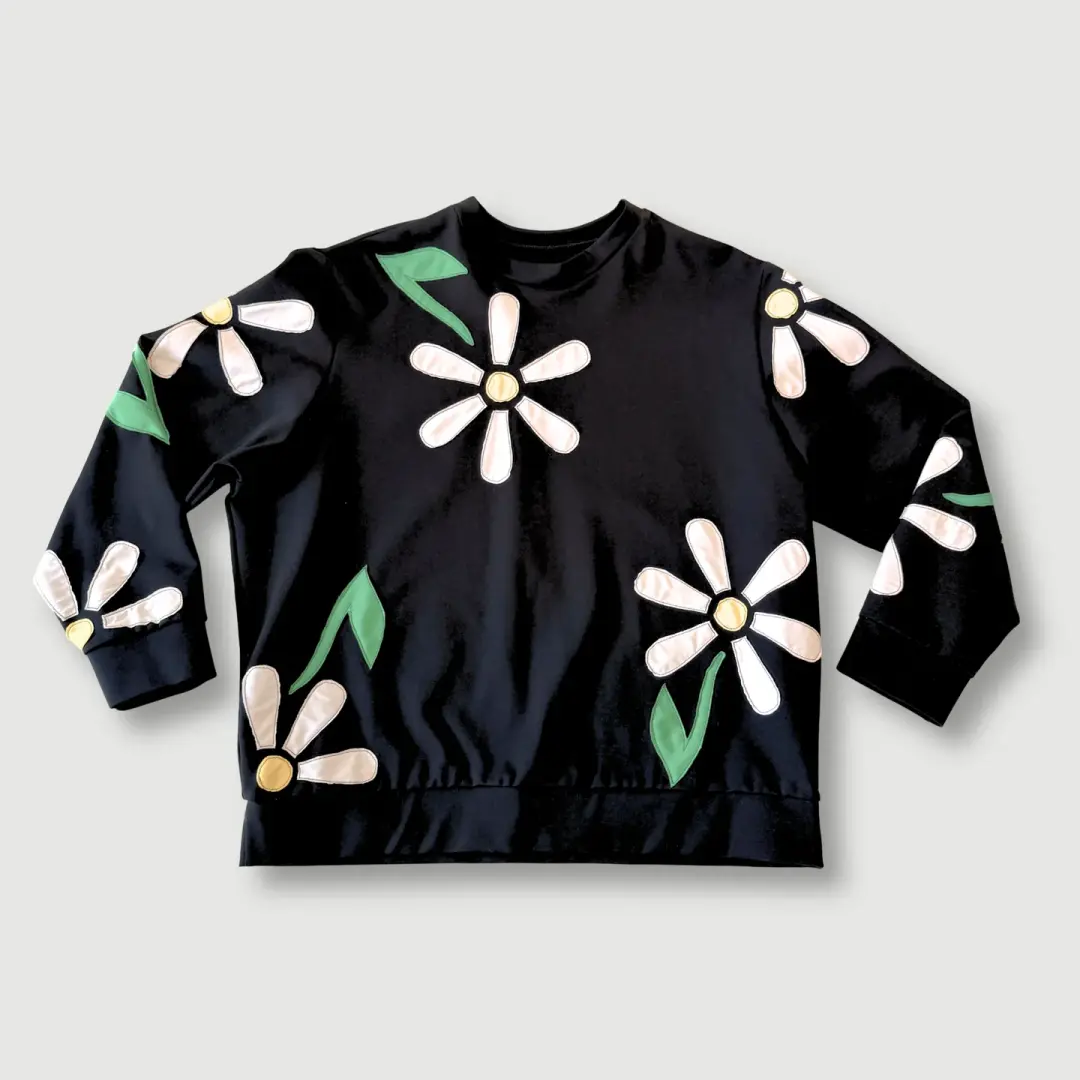 size 3x large - sample sale - the daisy sweatshirt
