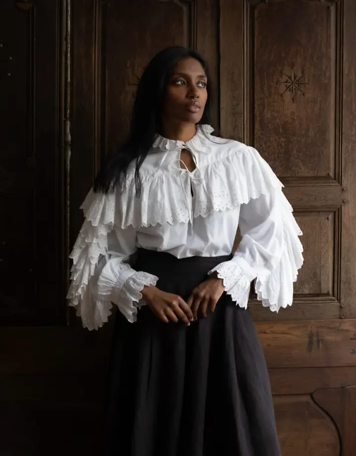 Blouse 'Gabryela' en cotton avec volants brodés blanc
