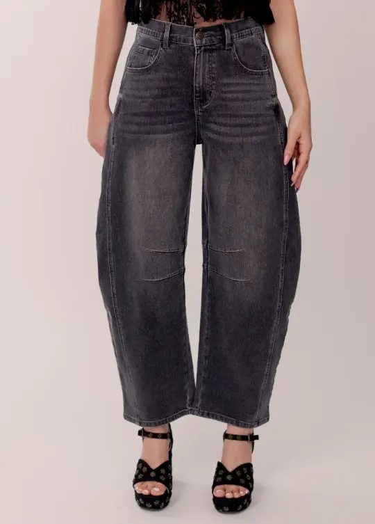 Miraya Barrel Jean in Washed Black
