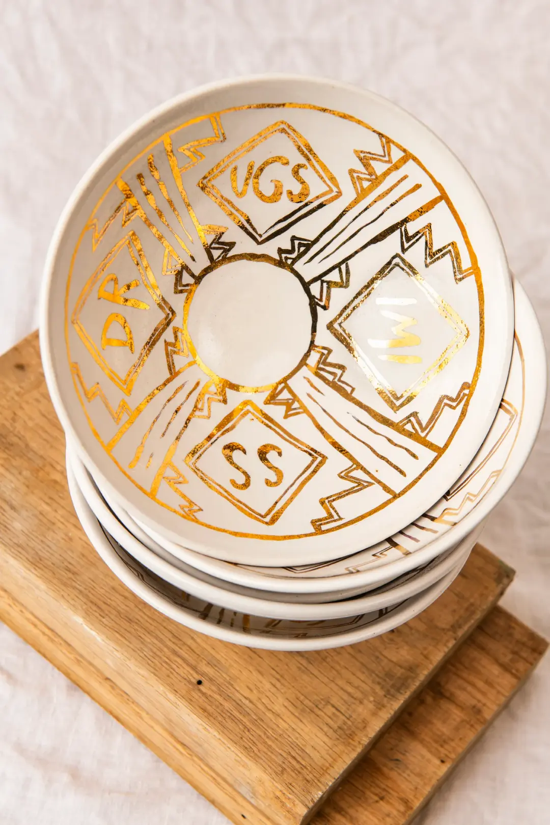 IMISSDRUGS gold lustre bowl