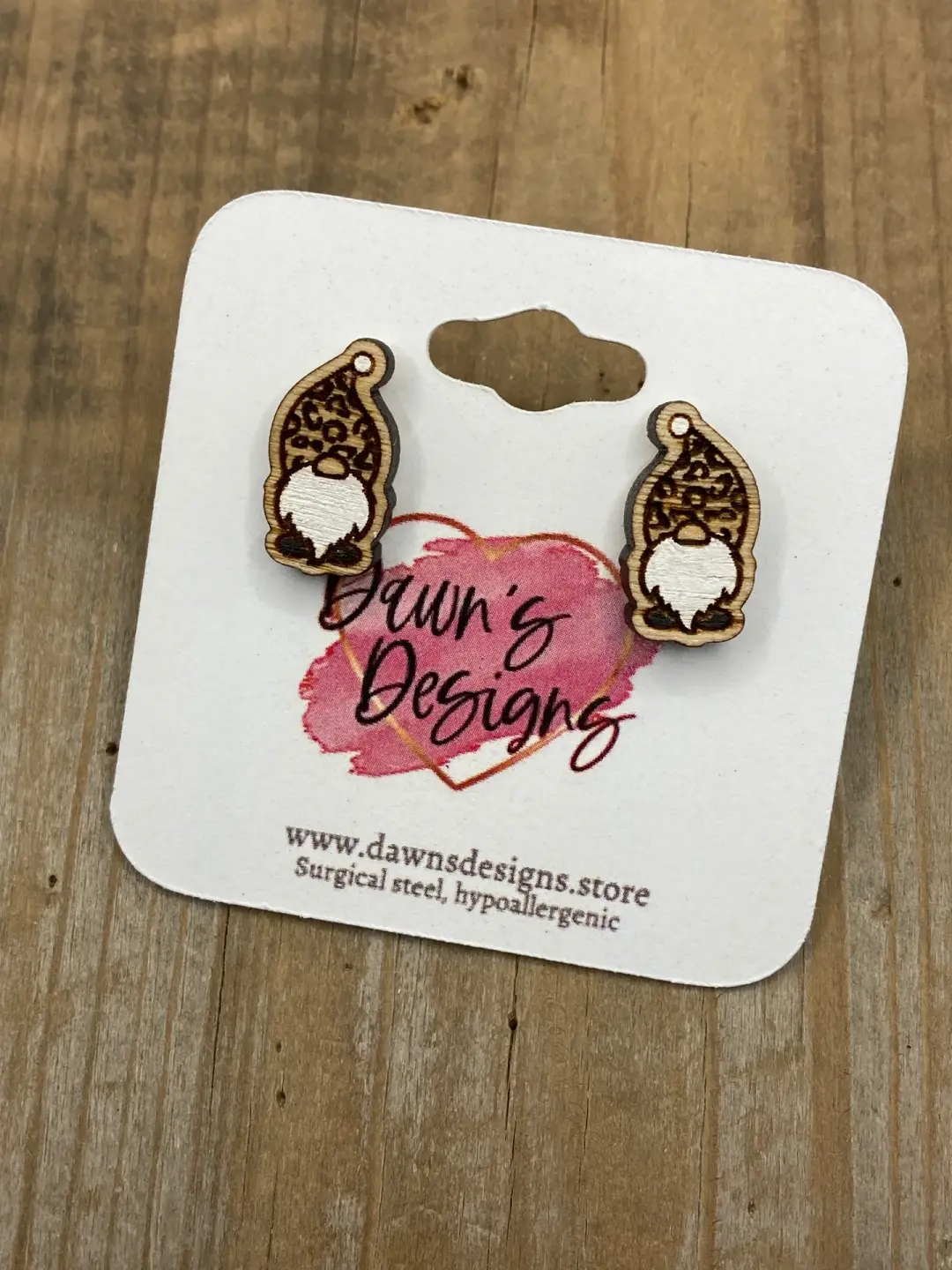 Leopard Hat Gnome Stud