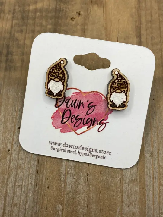 Leopard Hat Gnome Stud