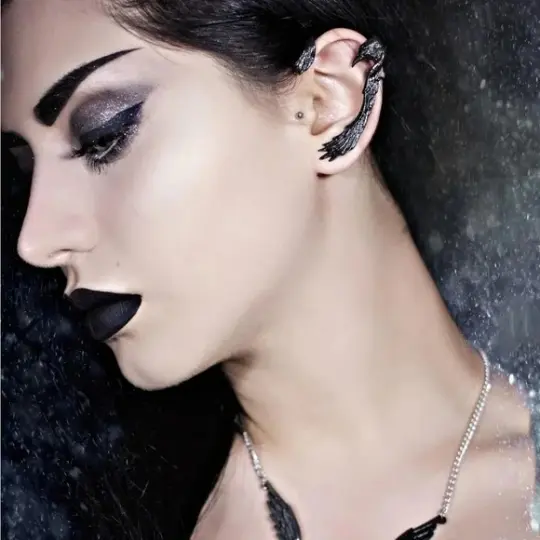 Raven Earwing Ear Wrap in Black Pewter