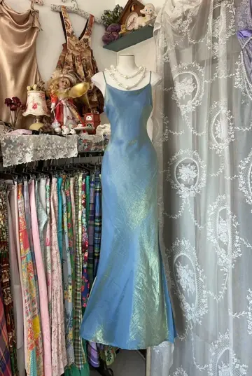 Blue strappy satin gilded elegant long ball gown R6179