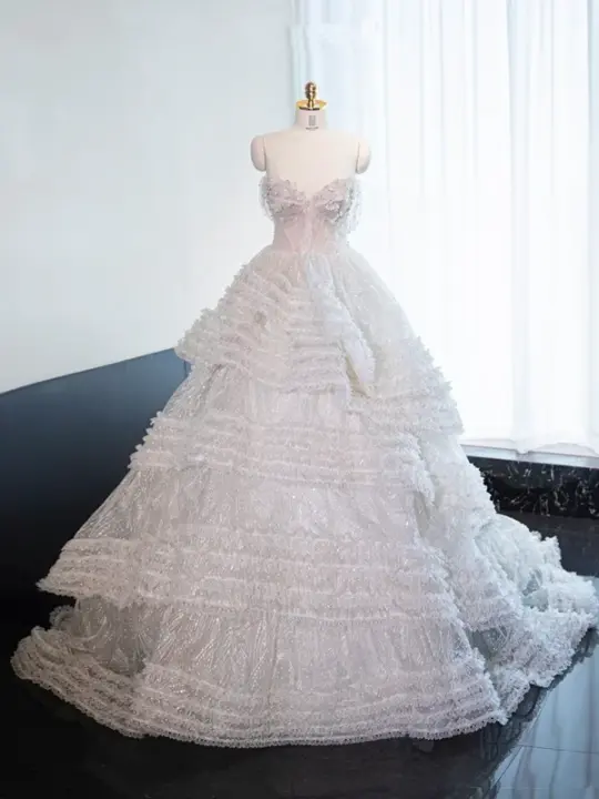 Light gray strapless, fitted waist, full skirt, long ball gown, bridal dress R8978