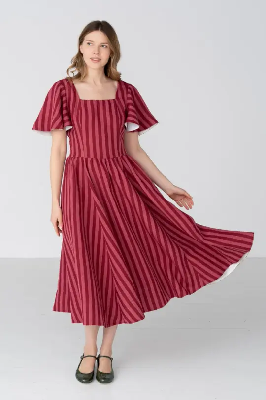 Nora – Square Neck Linen Dress with Butterfly Sleeves