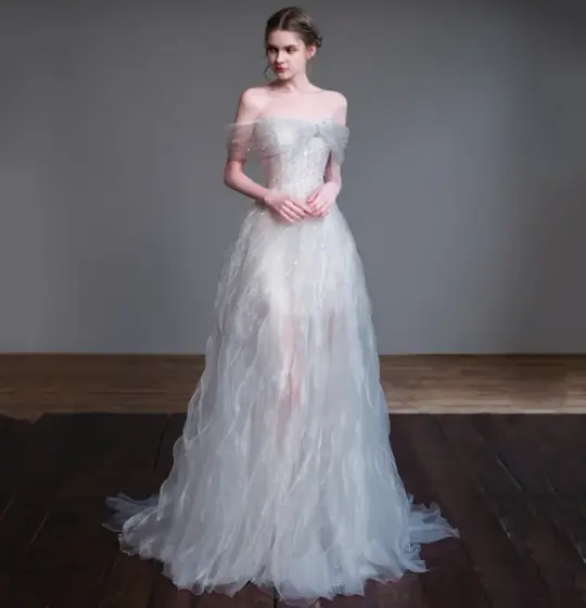 Dreamy White Bateau A-Line Tulle Flowy Corset Maxi Wedding Dress RS2279