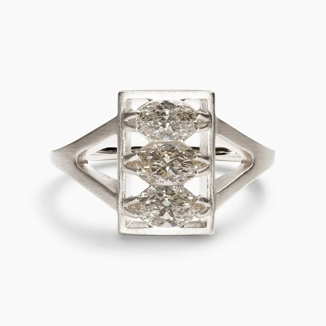 Claro ring