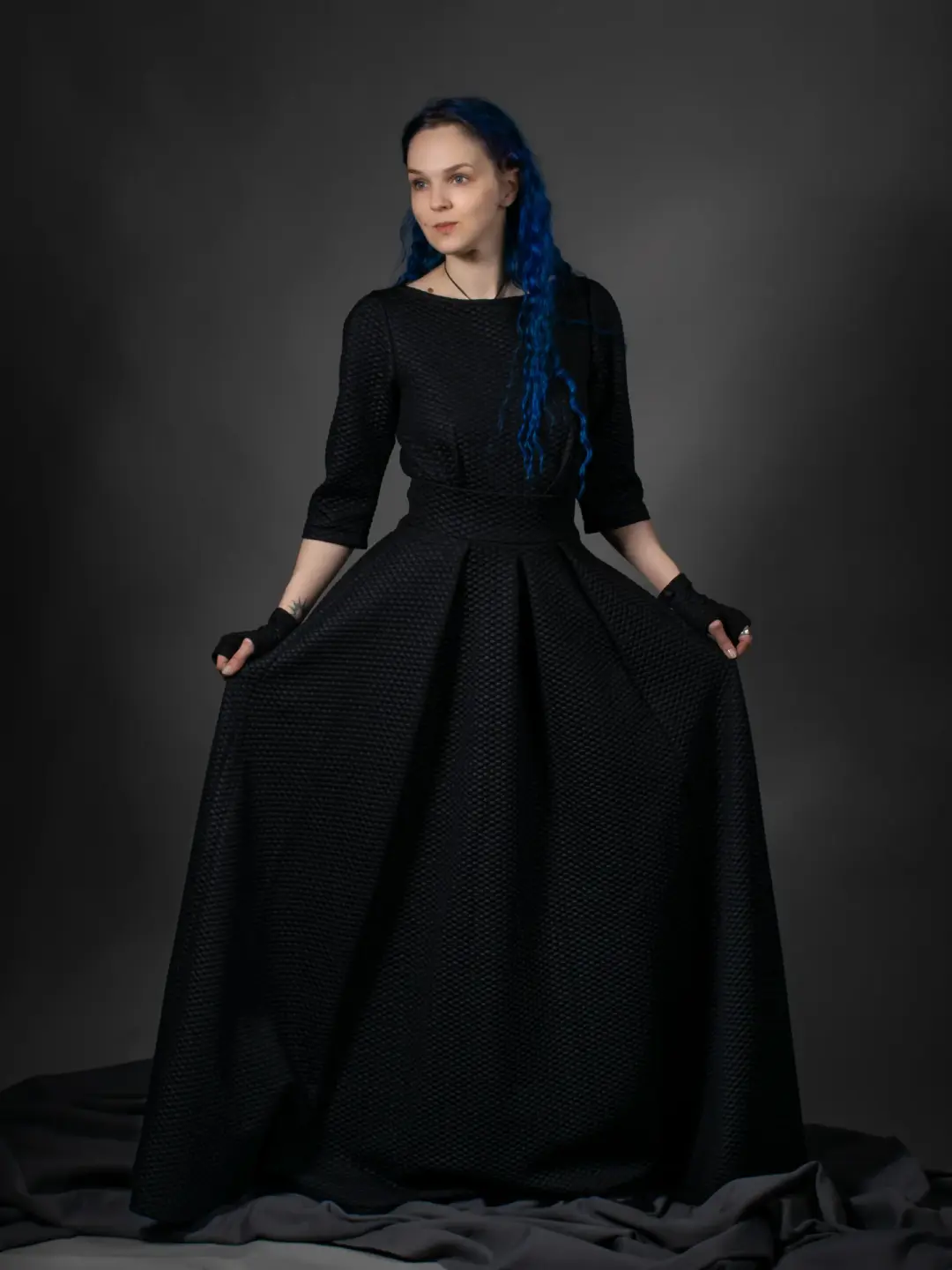 Black skirt with a shirt.