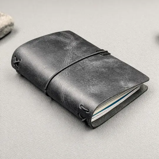 PASSPORT Traveller's Notebook | Midnight Grey, No. 5