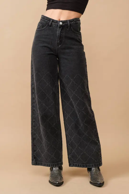 Distressed Quilted Wide Leg Denim Jeans