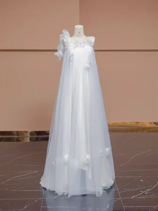White halter-neck, straight-cut, long ball gown, bridal dress R8316