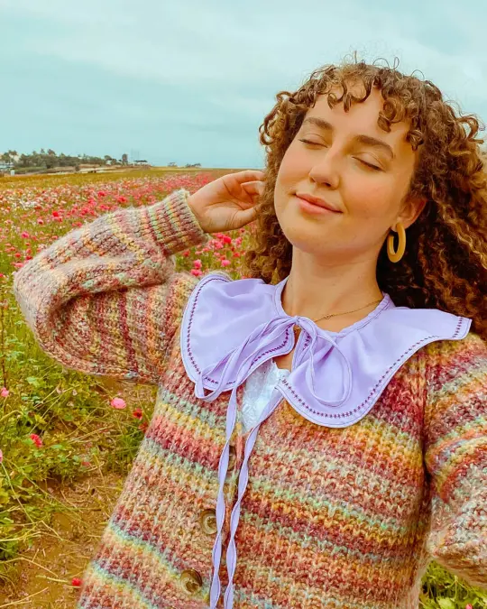 Wisteria Collar.