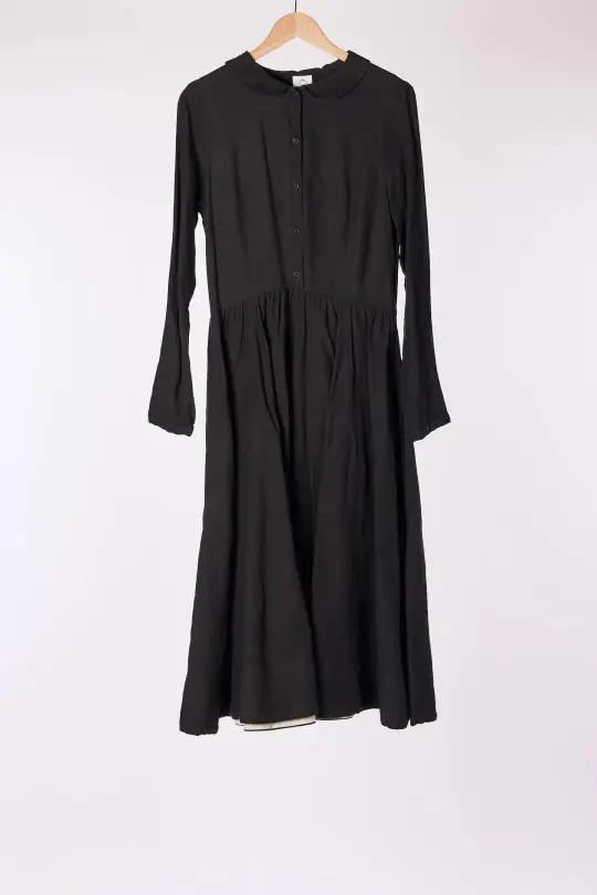 Classic Dress, Long Sleeve, Black Pansy
