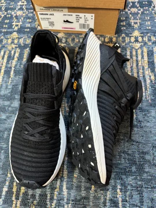 NEW - Women's Embark Sneaker
