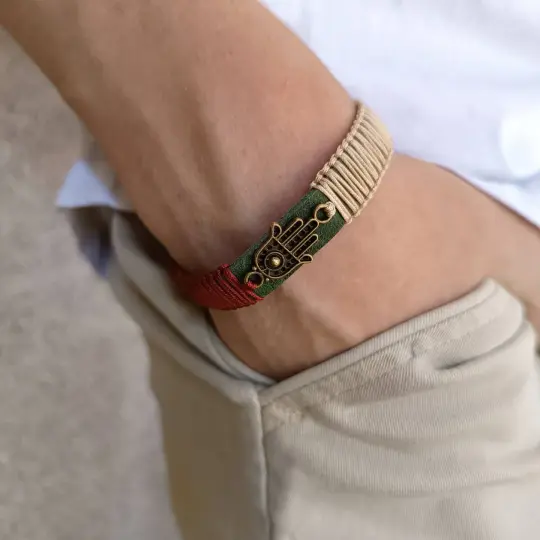 The Hamsa Harmony Bracelet | Protection & Positive Flow