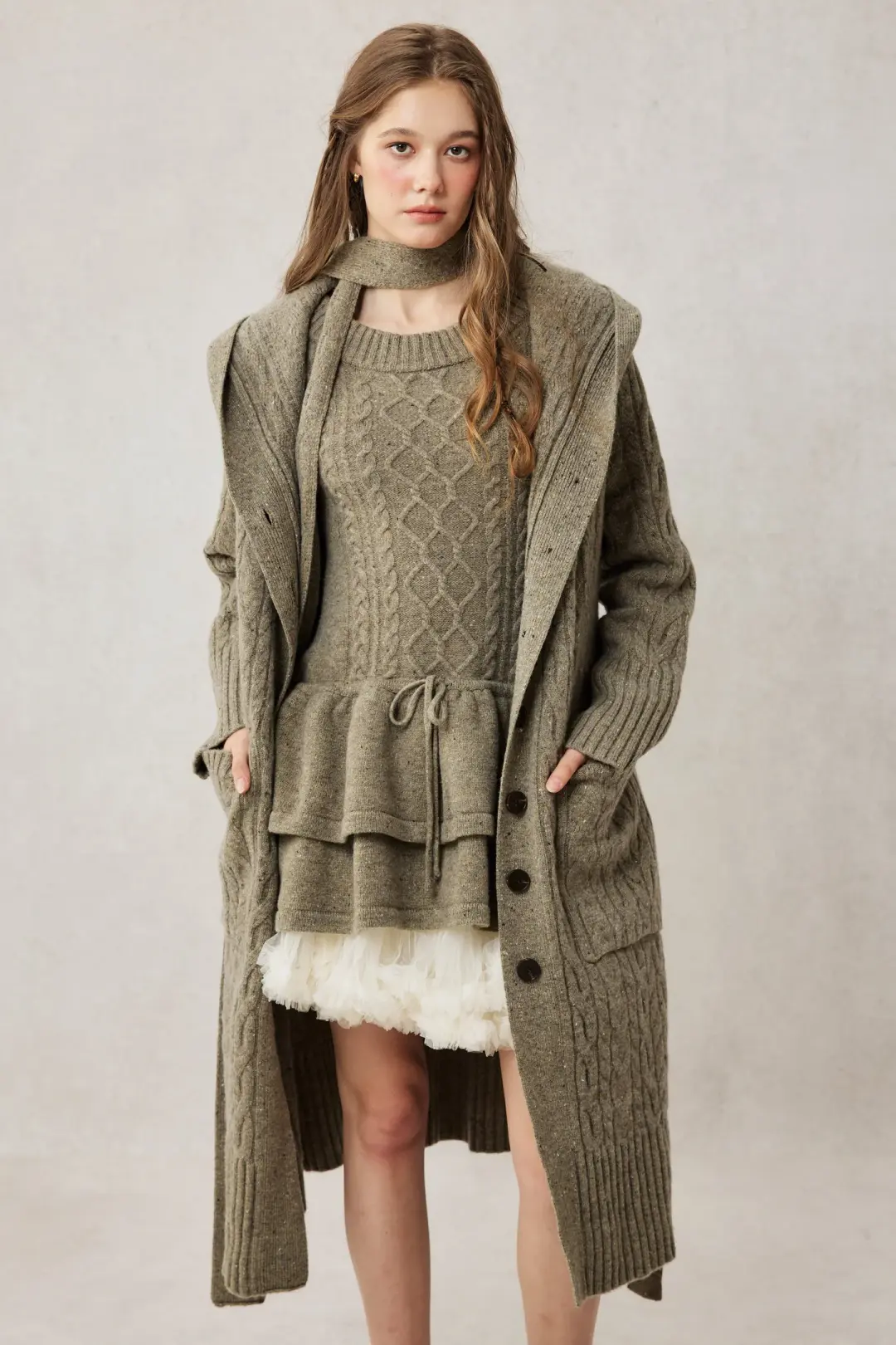 Hudson 15 | 100% wool hooded cardigan coat