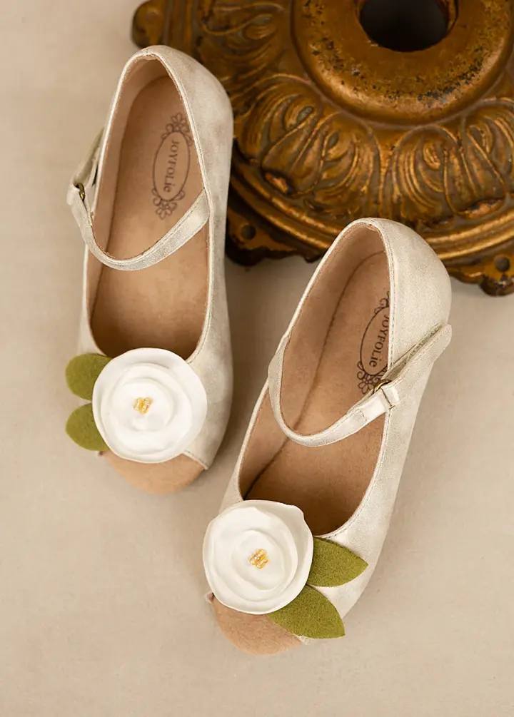 Charlotte Flat in Ivory