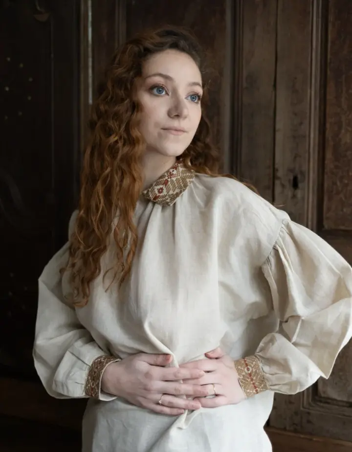 Blouse 'Valeria' en lin brodé marron