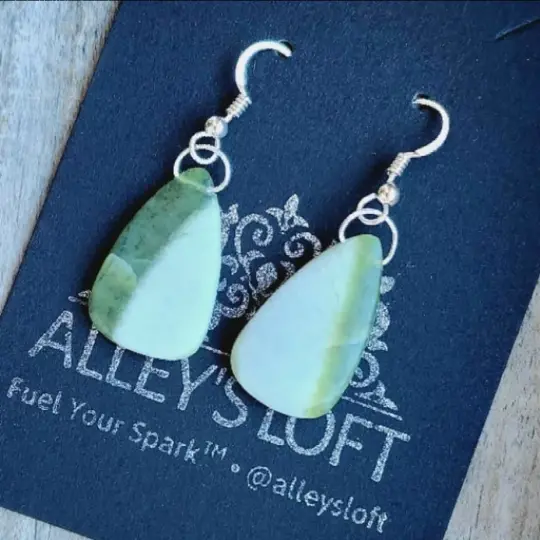 Nature Dancing - Serpentine Earrings