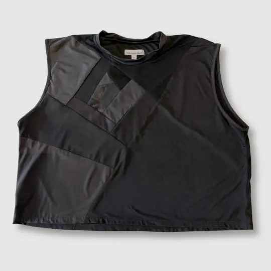 size large - sample sale - black crewneck crop top