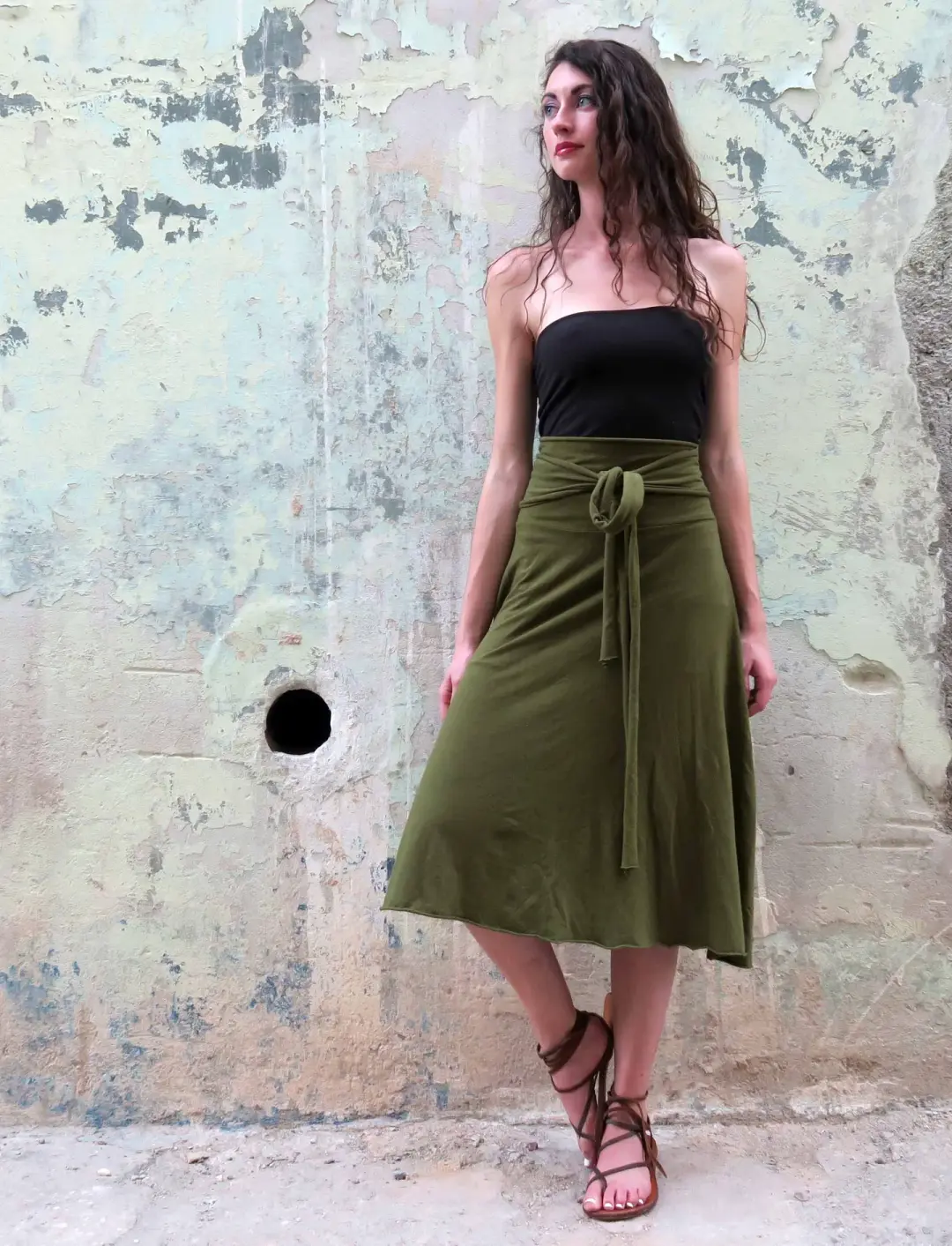 Wide Belted Simplicity Below Knee Skirt
