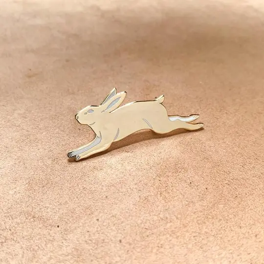 Eradura Golden Rabbit Pin
