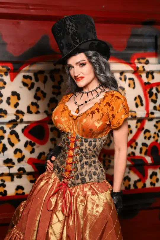 Petite Wench in Tarzan - The Lipstick and Caviar Collection