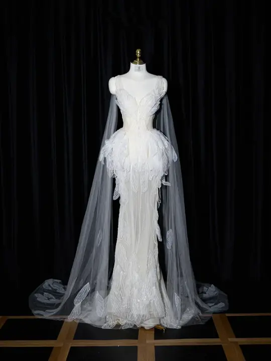White strapless, fitted, sexy long ball gown/bridal dress R8946