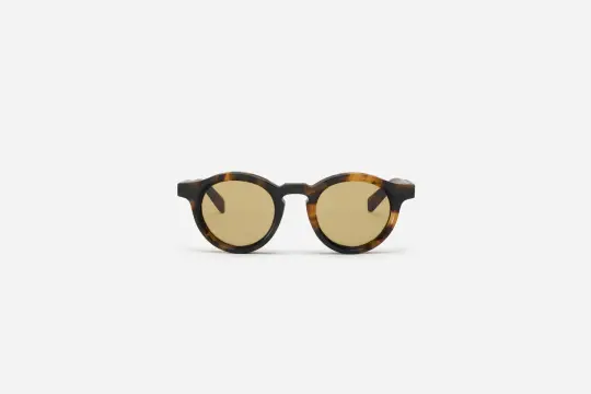 P3 Round - SP-01 ~ Tortoise/Yellow