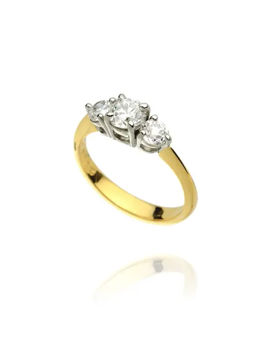 CLASSIC 3-STONE RING