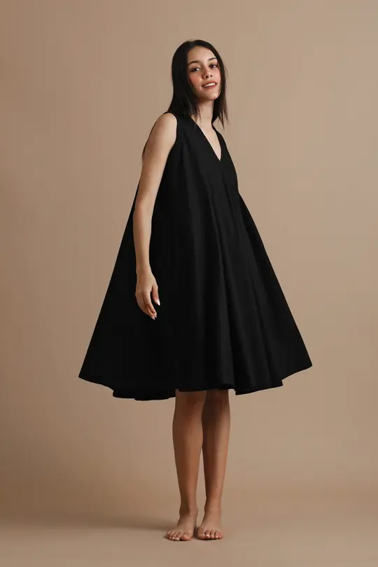 La Luna Flared dress