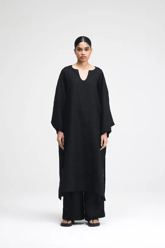Daichi Hand-Embroidered Kaftan