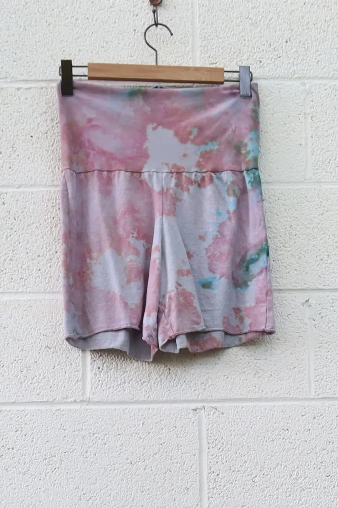 OOAK - Simplicity Shorts / XL / Light Hemp / Ice Dye (377)