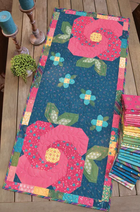 Rose Garden Runner Kit (in Navy from Market Street)