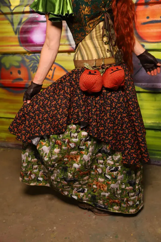 Mini Crescent Skirt in Ditsy Tomato Vines - The Hoedown Throwdown Collection