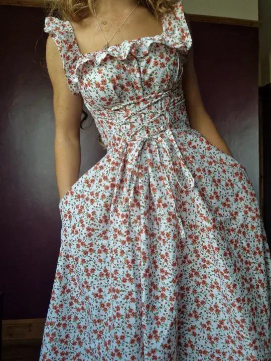 Odette dress (standard skirt, frobt lace, 2" frill sleeves, 2.5" neckline frill)