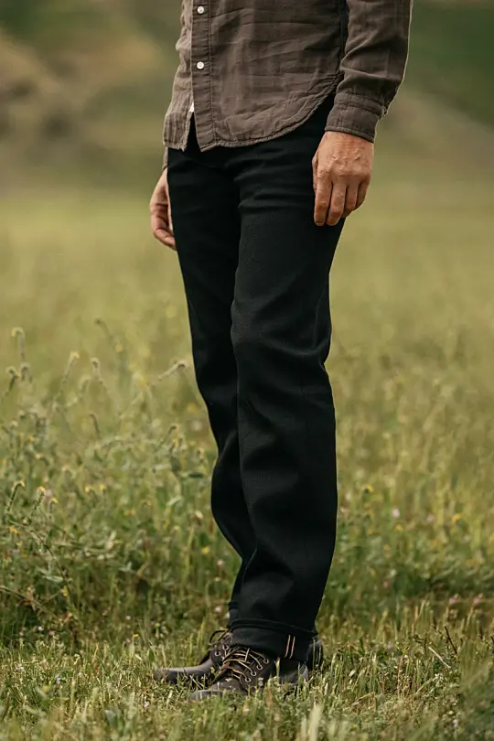 The Hammer Straight - Black Raw 14oz Selvedge
