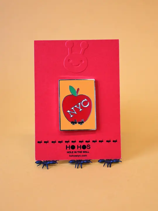"Big Apple" Enamel pin