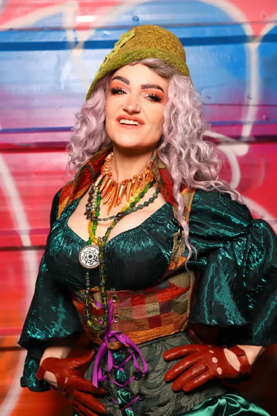 Cropped Vixen Underbust Corset in Puppet Theater - A Chest Full of Jewels Collection