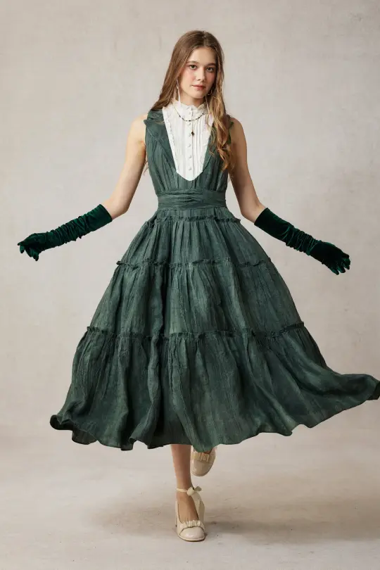 Úrsula 24 | Vintage linen Tiered Dress