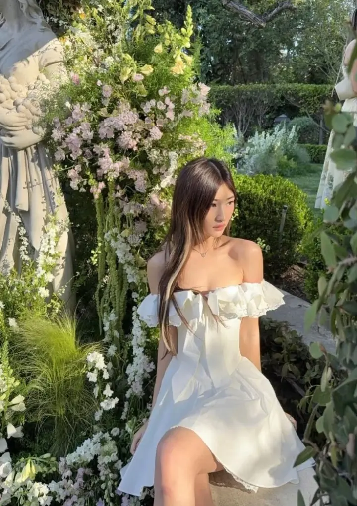 Clean Pleated Women's Homecoming Dress White Short Prom Gown Birthday Dress RS3312