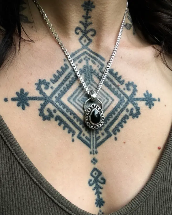 The Nyx Necklace