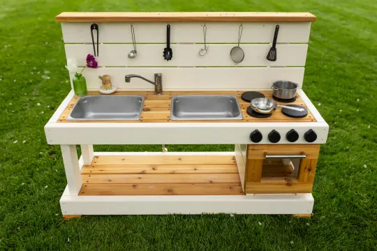 Fancy Painted Mud Kitchen with Oven (Left Sinks)