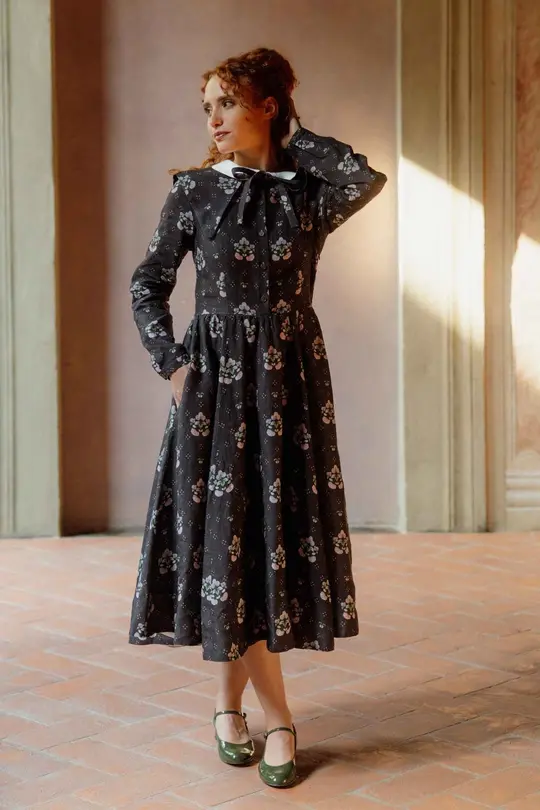 Classic – Long Sleeve Peter Pan Collar Linen Dress