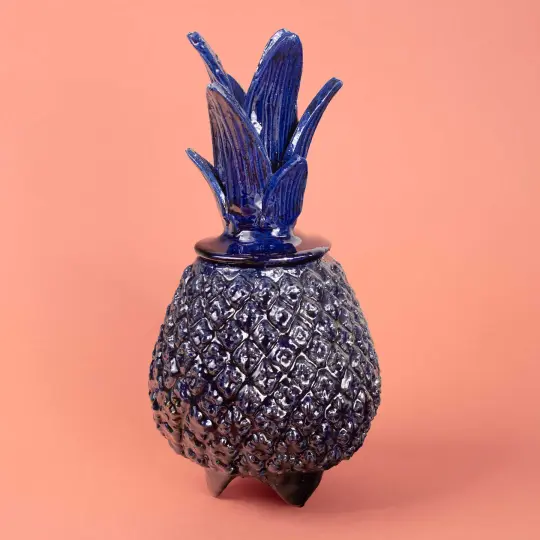 Piña Alta 11" Decorative Pineapple Sculpture