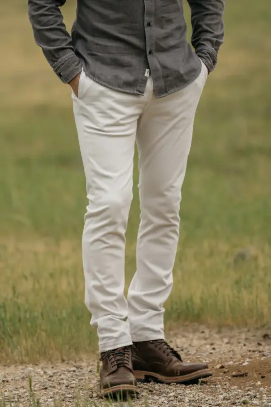 The Axe Slim Denit® Chino - Heather White