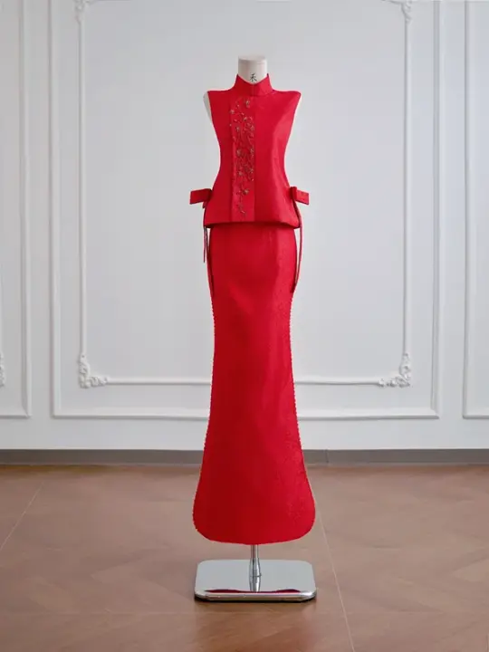 Red sleeveless fitted waist top and sexy bodycon skirt set for a ballroom gown R8176