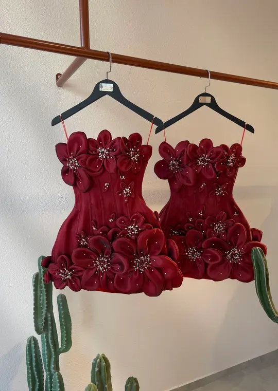 Elegant Burgundy A-Line Strapless 3D Floral Beaded Bodycon Mini Dress Homecoming Dress RS166