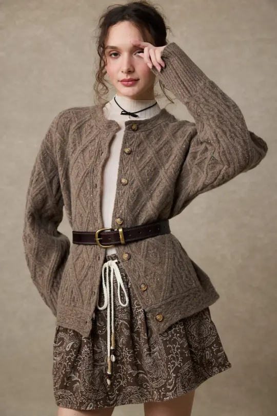 Flurry 17 | 100% Wool Sculptured Knitwear Cardigan